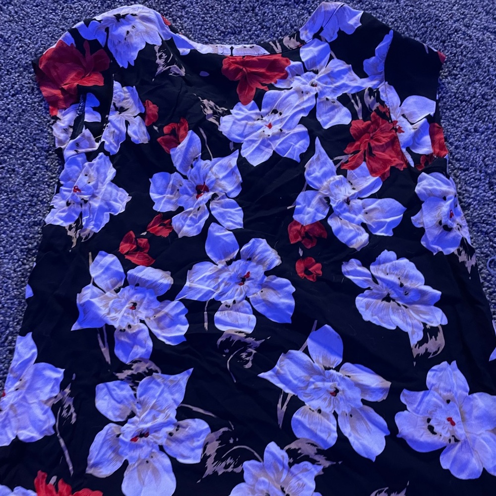 Flower blouse - Picture 3 of 4